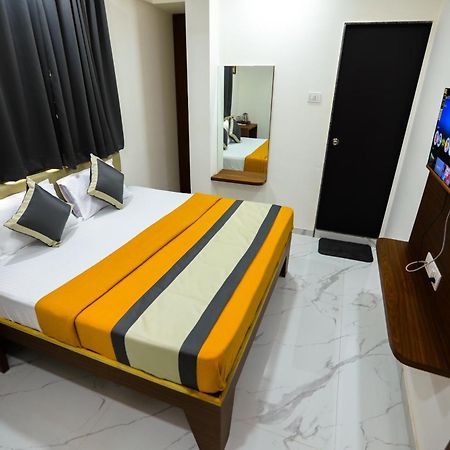 Fortuna Inn Manage By Sn Hospitality Navi Mumbai Exterior photo